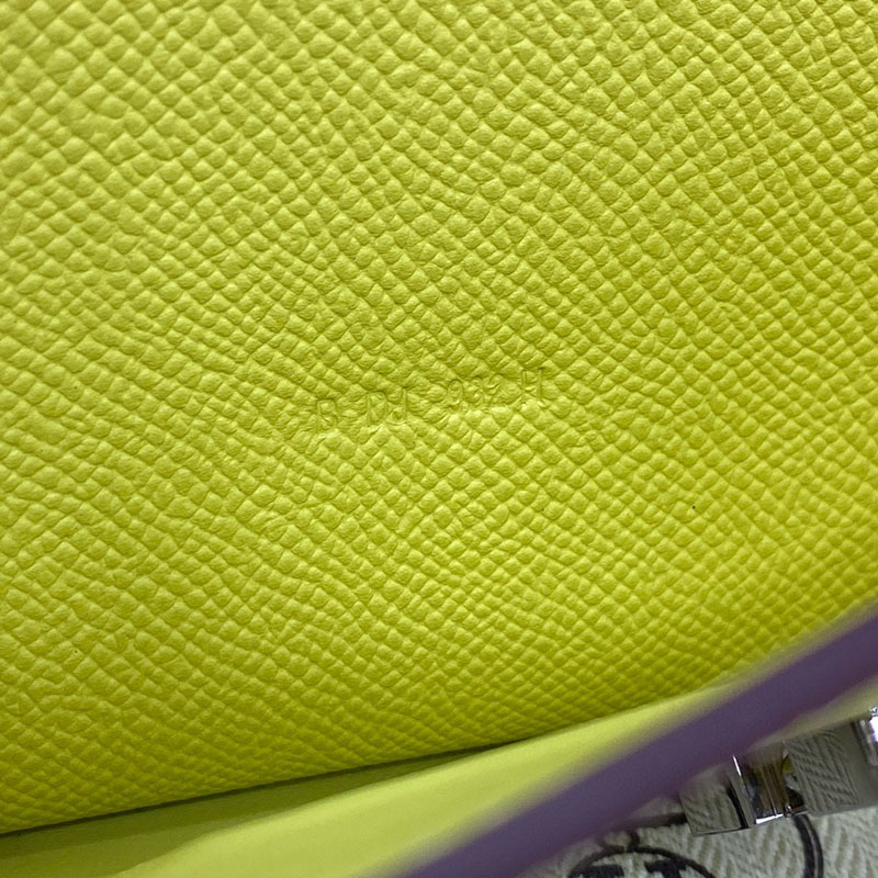 エルメス コンスタンス ロング 定価 HERMES コンスタンスロング トゥーゴー ジョーヌプッサン ヴォーエプソン シルバー金具 2524234 - 画像 (4)