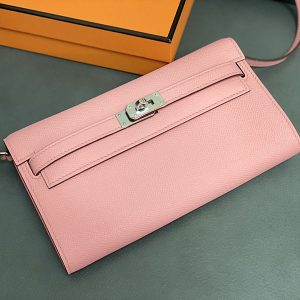 エルメス ケリー トゥー ゴー 定価