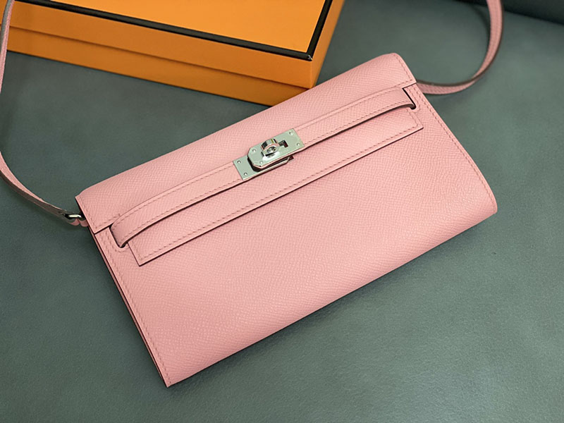 エルメス ケリー トゥー ゴー 定価