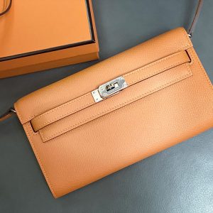 エルメス ケリー トゥー ゴー 定価