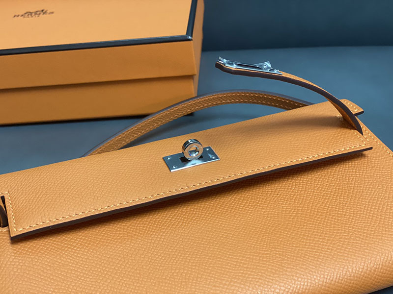 エルメス ケリー トゥー ゴー 定価 HERMES ケリーウォレット ロング トゥーゴー オレンジ ヴォーエプソン シルバー金具 2524332 - 画像 (4)