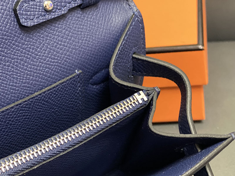 エルメス ケリー トゥー ゴー 定価 HERMES ケリーウォレット ロング トゥーゴー ブルーブライトン ヴォーエプソン シルバー金具 2524334 - 画像 (4)