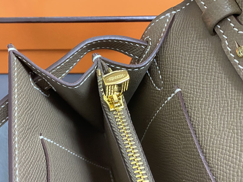 エルメス ケリーウォレット ロング 定価 HERMES ケリーウォレット ロング トゥーゴー エトゥープ ヴォーエプソン ゴールド金具 2524342 - 画像 (5)