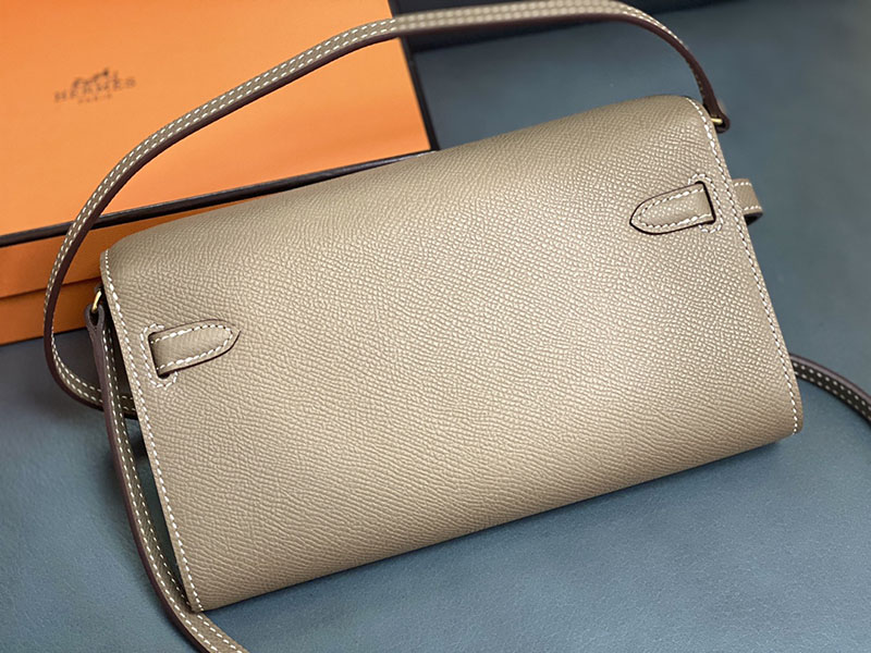 エルメス ケリーウォレット ロング 定価 HERMES ケリーウォレット ロング トゥーゴー エトゥープ ヴォーエプソン ゴールド金具 2524342 - 画像 (3)