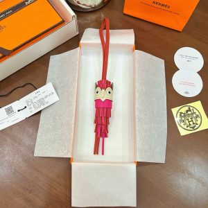 バッグチャーム おしゃれ ブランド