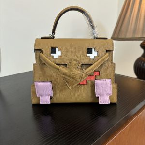 エルメス ケリードール 定価