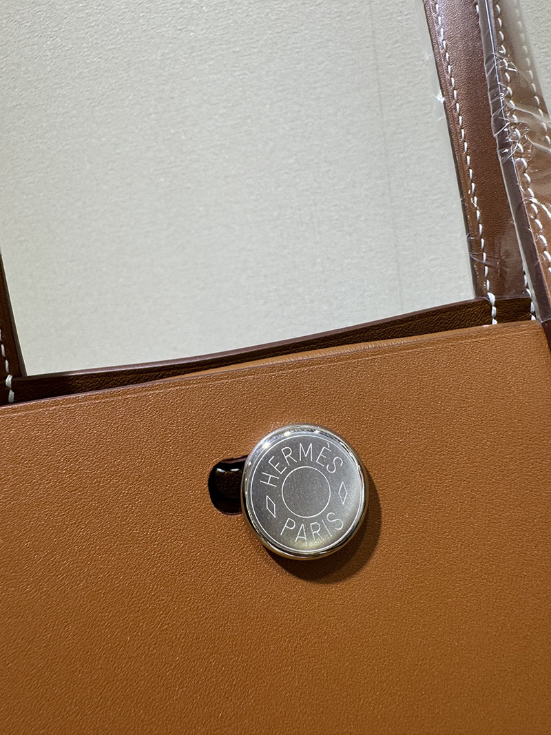 エルメス新作バッグ 2025 HERMES タブリエ・セリエ ゴールド ヴァッシュ・ハンター/ヴォー・スウィフト/トワル・ミリテール シルバー金具 2524458 - 画像 (3)