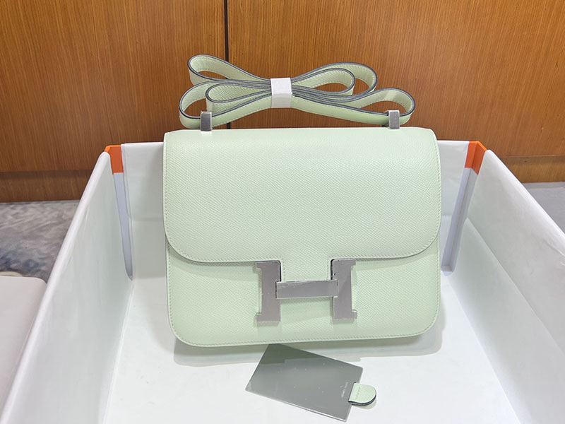 コンスタンス24 定価