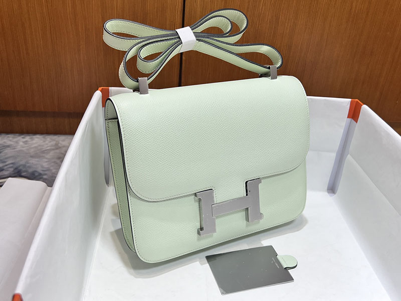 エルメススーパーコピー コンスタンス24 定価 HERMES コンスタンス1 24MM ヴェールフィズ ヴォーエプソン シルバー金具 2524473 - 画像 (9)