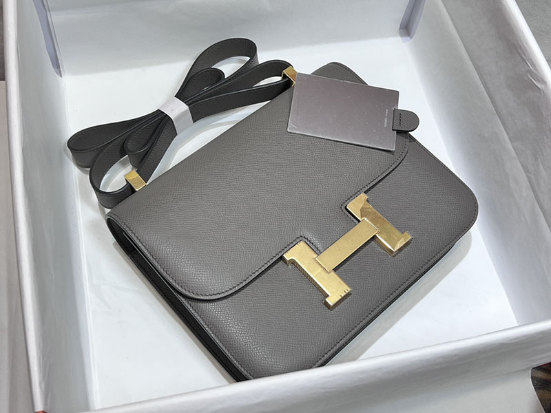 エルメススーパーコピー コンスタンス24 定価 HERMES コンスタンス1 24MM エタン ヴォーエプソン ゴールド金具 2524477 - 画像 (7)