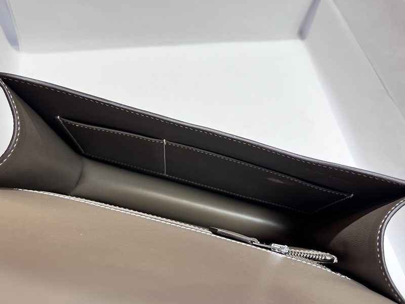 エルメススーパーコピー コンスタンス24 定価 HERMES コンスタンス1 24MM エトゥープ ヴォーエプソン シルバー金具 2524478 - 画像 (4)