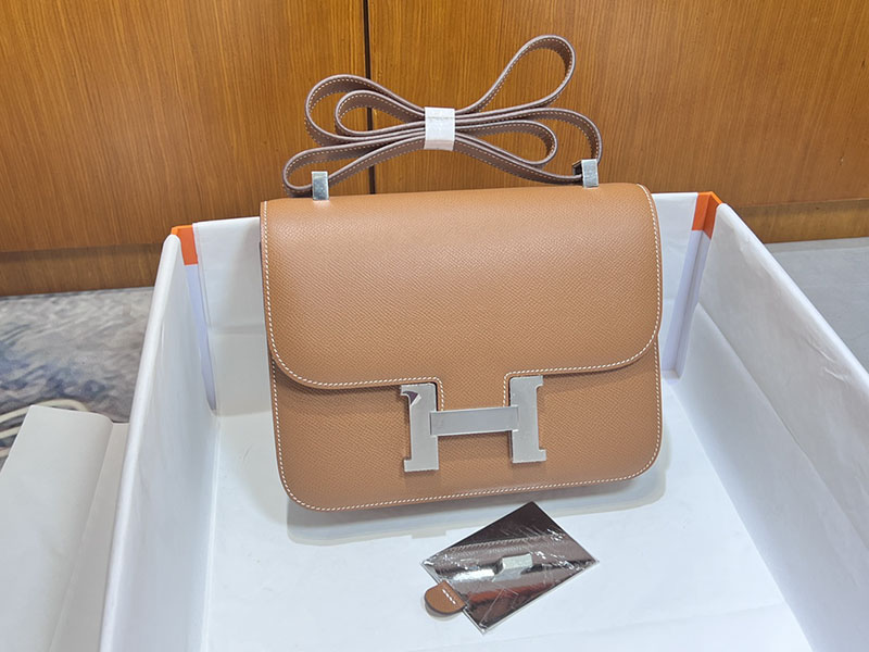 コンスタンス24 定価