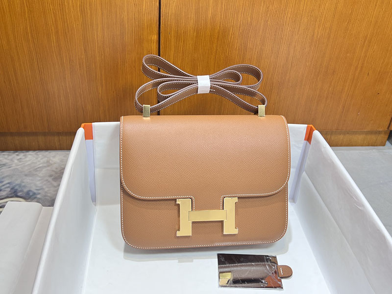 コンスタンス24 定価