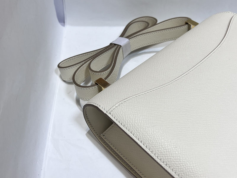 エルメススーパーコピー コンスタンス24 定価 HERMES コンスタンス1 24MM クレ ヴォーエプソン ゴールド金具 2524482 - 画像 (5)