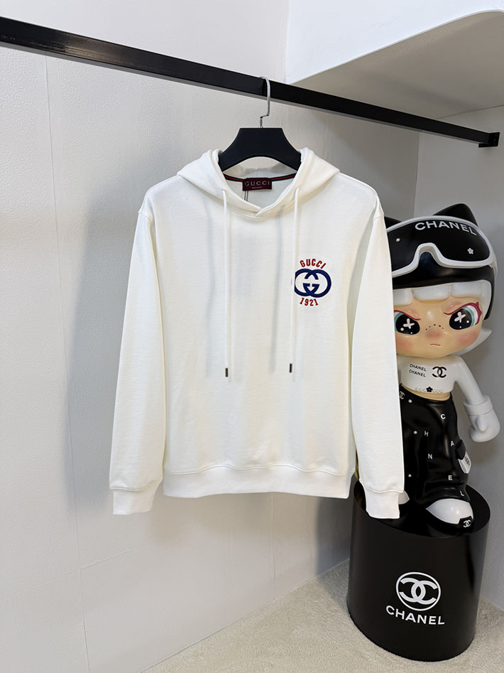 グッチ パーカー アウトレット