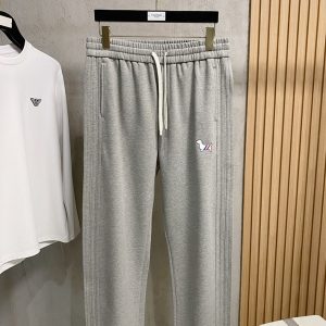 トム ブラウン アウトレット 店舗