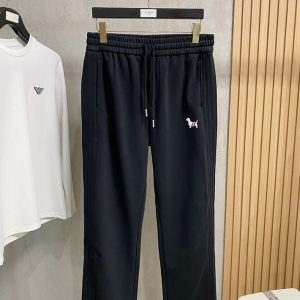 トム ブラウン アウトレット 店舗