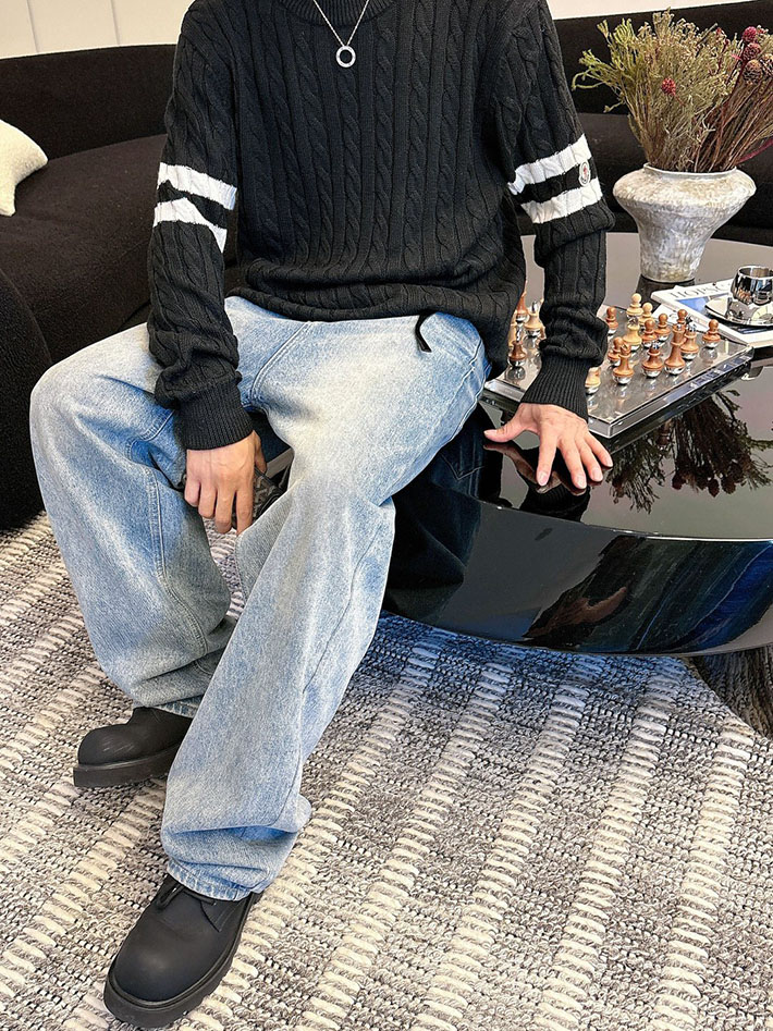 最高級モンクレールスーパーコピー モンクレールトレーナーコピー セーター ネイビー/ブラック 2524613 セーター ブランド メンズ 高級 - 画像 (4)