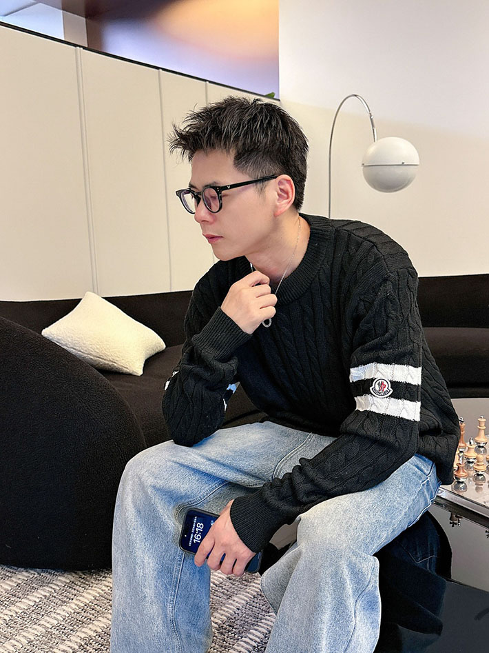 最高級モンクレールスーパーコピー モンクレールトレーナーコピー セーター ネイビー/ブラック 2524613 セーター ブランド メンズ 高級 - 画像 (3)