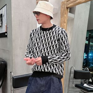 セーター メンズ 20代