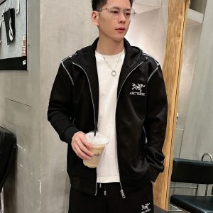 アークテリクス 直営店