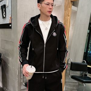 モンクレール セットアップ メンズ