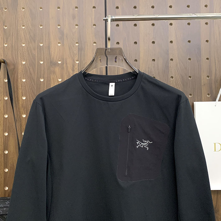 最高級アークテリクススーパーコピー カットソー プロトン クルーネック プルオーバー ブラック 2524688 アークテリクス トレーナー メンズ - 画像 (9)