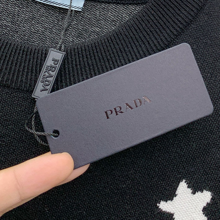 最高級プラダスーパーコピー PRADA ニット セーター メンズ コットン ローゲージ 長袖 ブラック 2524728 プラダ ニット - 画像 (8)
