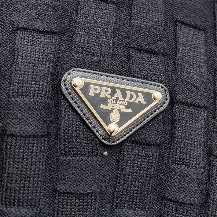 最高級プラダスーパーコピー PRADA 長袖スウェット ロゴ トライアングルモチーフ ブラック 2524735 プラダ ニット レディース - 画像 (5)