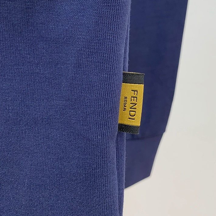 最高級フェンディスーパーコピー キッズ 子供服 ジュニア ユニセックス可 トップス ロンT 長袖Tシャツ ブルー 2524755 FENDI Tシャツ アウトレット - 画像 (5)