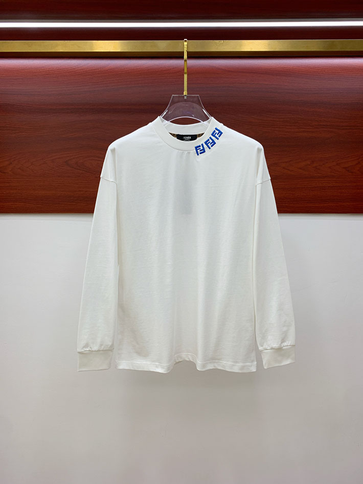 FENDI Tシャツ アウトレット