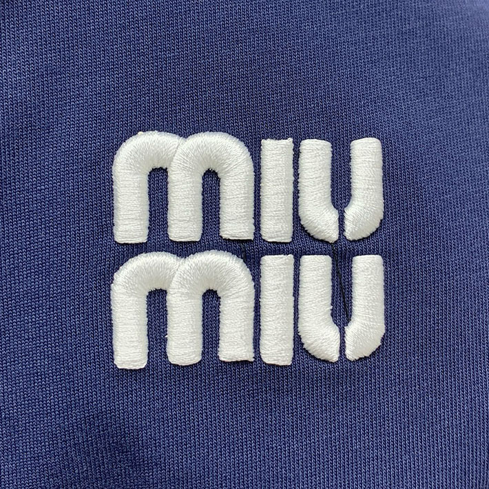 最高級MiuMiuスーパーコピー MiuMiu Tシャツ 長袖 カットソー コットン ロゴT クルーネック ブルー 2524759 Miumiu Tシャツ アウトレット - 画像 (7)