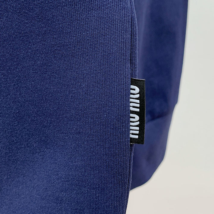 最高級MiuMiuスーパーコピー MiuMiu Tシャツ 長袖 カットソー コットン ロゴT クルーネック ブルー 2524759 Miumiu Tシャツ アウトレット - 画像 (6)