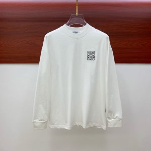 ロエベ 服 アウトレット