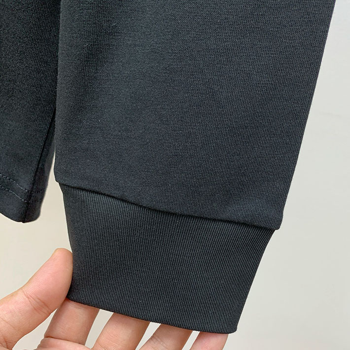 最高級ルイヴィトンスーパーコピー服 Louis Vuitton LVロングスリーブTシャツ ブラック 2524769 ルイヴィトン Tシャツ 新作 - 画像 (5)