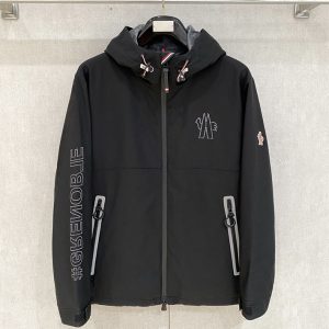 モンクレール フリース メンズ