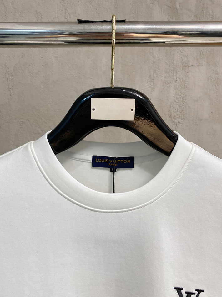 最高級ルイヴィトンスーパーコピー Vuitton LV NIGOコラボトレーナー ホワイト 2524862 ルイヴィトン トレーナー(メンズ) - 画像 (9)