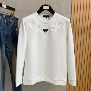 プラダ トレーナー メンズ