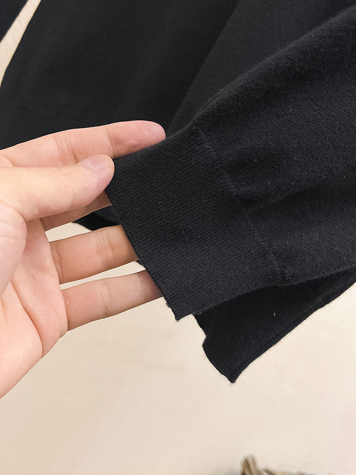 最高級モンクレールスーパーコピー MONCLER ワンポイント ポロシャツ 長袖 ブラック 2524878 モンクレール ポロシャツ アウトレット - 画像 (5)