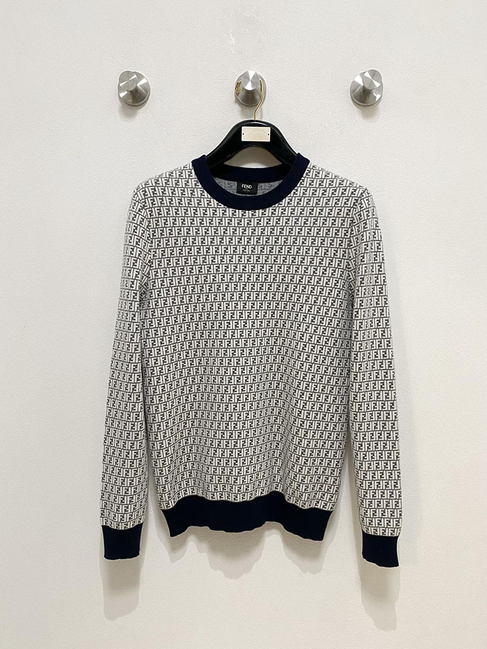 フェンディ トレーナー メンズ