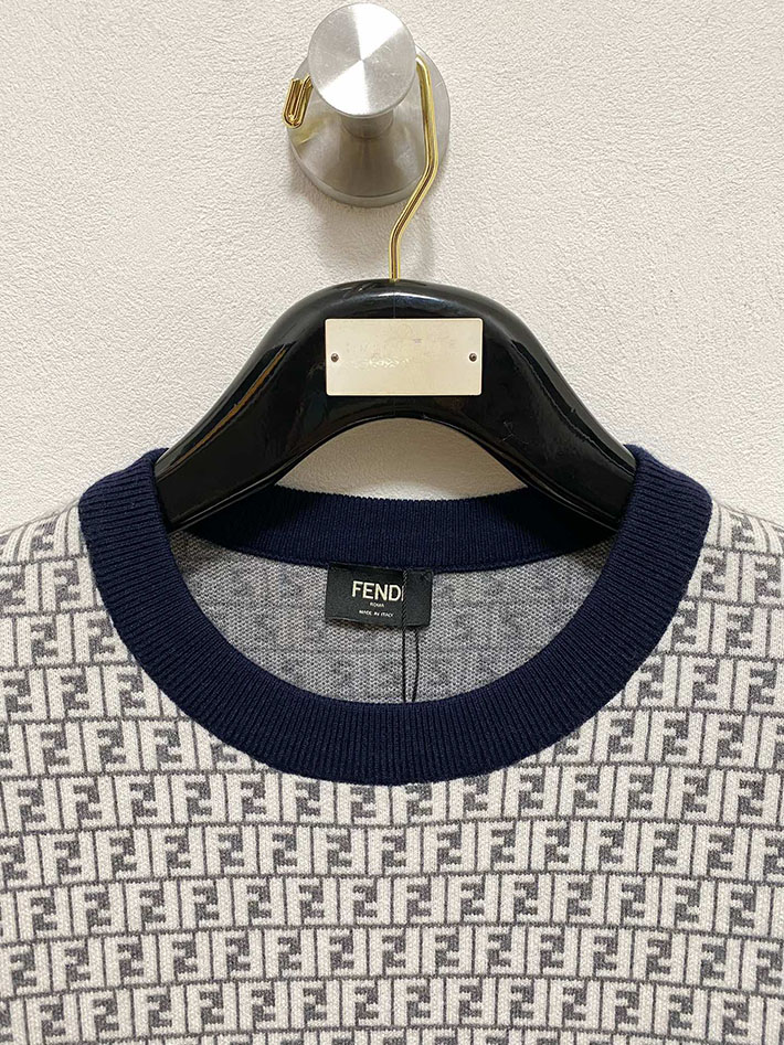 最高級フェンディスーパーコピー FENDI トレーナー メンズ スウェット トップス ホワイト/ブラック 2524888 フェンディ トレーナー メンズ - 画像 (9)