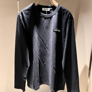 MiuMiu トレーナー メンズ