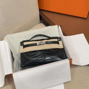 ポシェットケリー クロコ