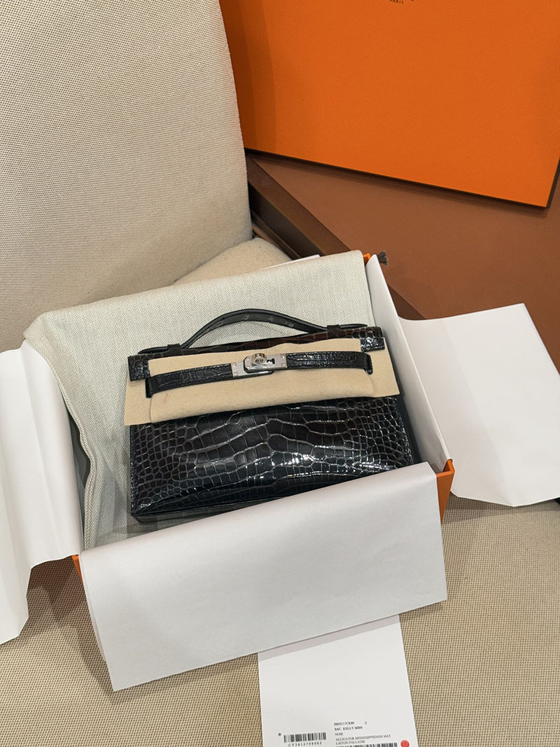 ポシェットケリー クロコ