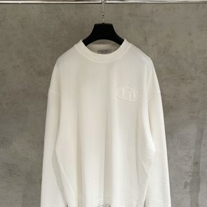 ヴァレンティノ トレーナー