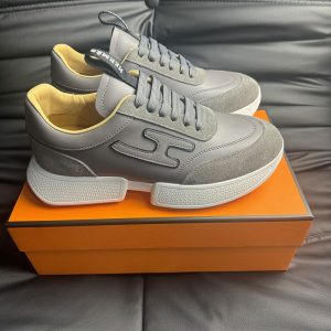 エルメス スニーカー メンズ