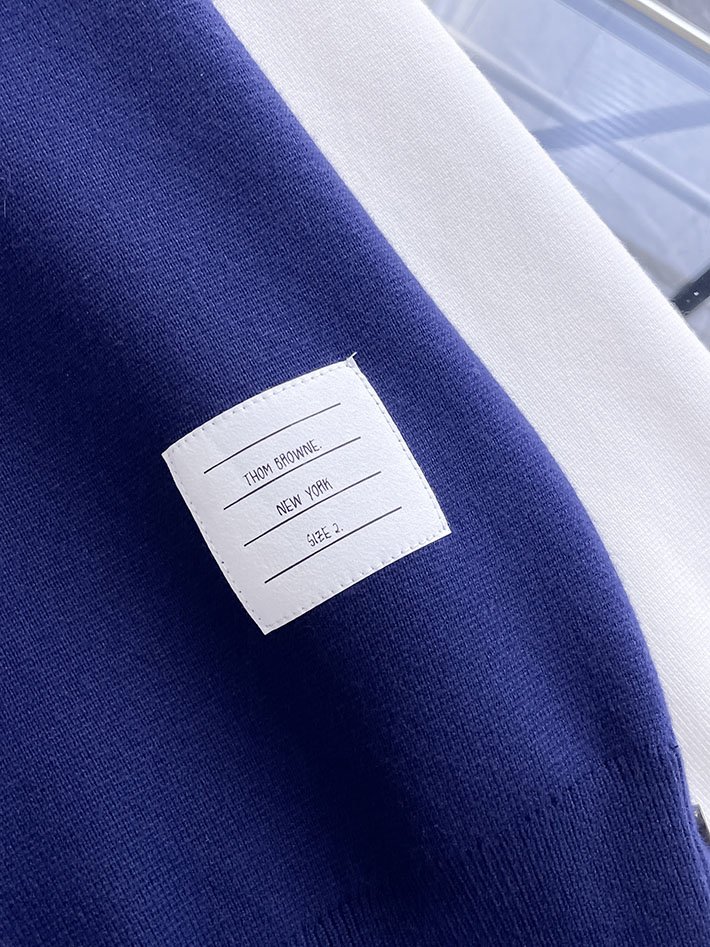 最高級トムブラウンスーパーコピー TB ニット セーター メンズ・レディース兼用 ホワイト/レッド/ブルー 2525049 トム ブラウン アウトレット 御殿場 - 画像 (6)