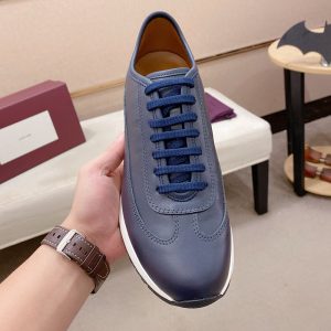 ジョンロブ 安く 買う