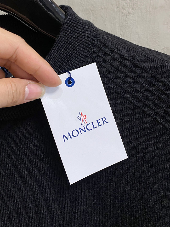 最高級モンクレールスーパーコピー 秋冬 コーデ メンズ 服 シンプル ファッション オシャレ 大人 ブラック 2525072 モンクレールニットセーター - 画像 (6)