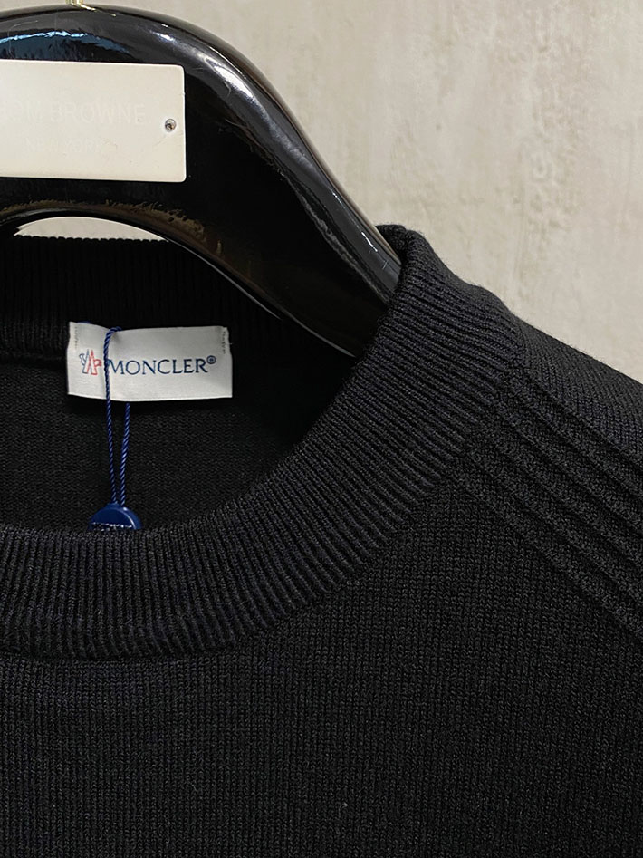 最高級モンクレールスーパーコピー 秋冬 コーデ メンズ 服 シンプル ファッション オシャレ 大人 ブラック 2525072 モンクレールニットセーター - 画像 (5)